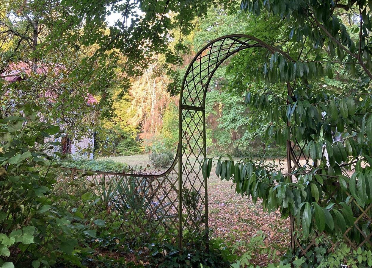 Parc De Lesseps Bed & Breakfast Meunet-Planches Eksteriør bilde